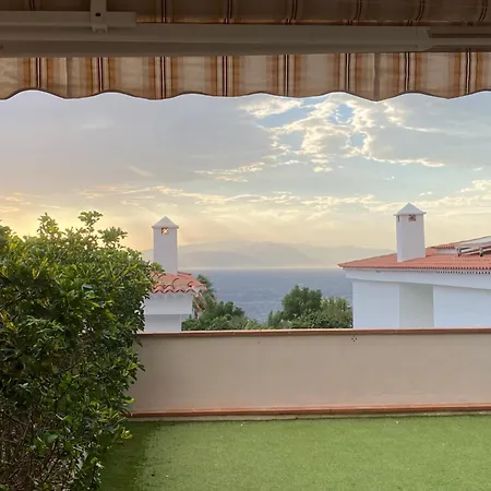 Terrace Sea View דירה